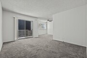 Photo - 15286 Sutton St