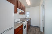 Studio - 526SF - Kitchen - Waldorf Manor - Senior Community - 55+
