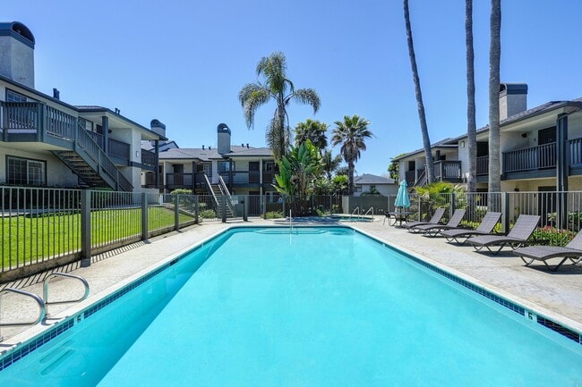 Photo - Elan Sandcastle Shores