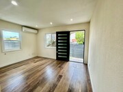 Photo - Charming Hyde Park 3b/2b Bungalow with Mod... House