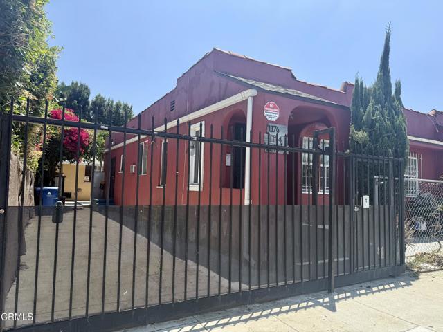 Photo - 1176 W 38th St