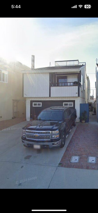 Newly refurbished SFH - 244 Melrose Dr House