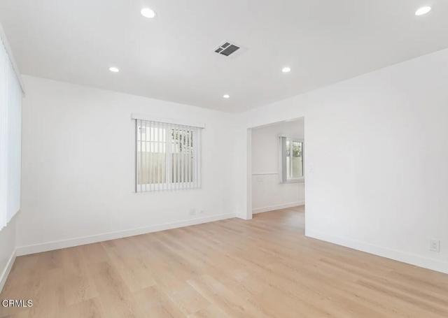 Photo - 268 E Providencia Ave Unit E