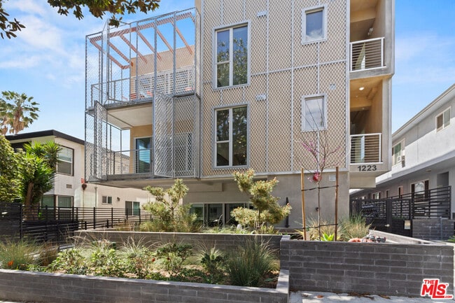 Photo - 1223 Hayworth Ave Condo Unit 3