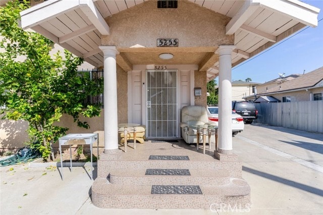 Photo - 5253 Fountain Ave