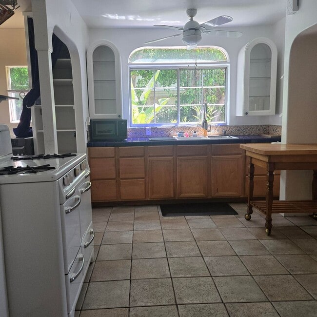 Photo - Warm & Welcoming Home Near Melrose with Room to Live, Work & Create Unit 812 June St