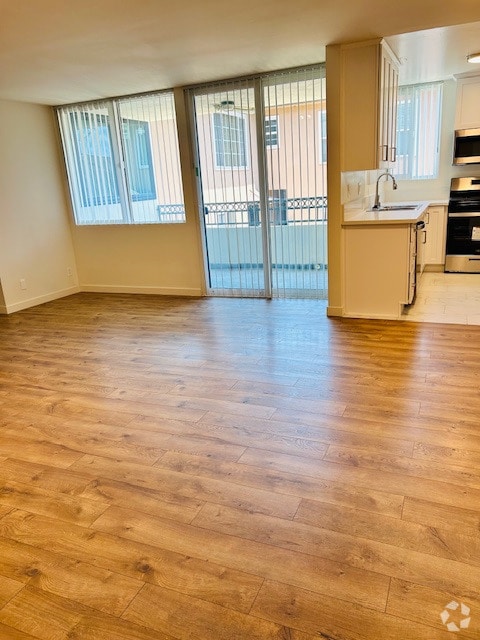 Building Photo - 10555 National Blvd Rental