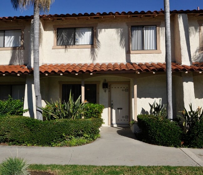 3 Bdrm/2.5 Bath in Criterion Townhomes Com... - 3 Bdrm/2.5 Bath in Criterion Townhomes Com...