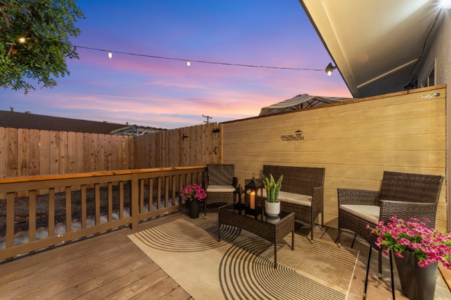 Photo - 4442 Clairemont Dr Unit 4442