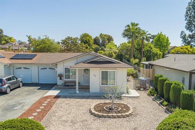 55+ and Older Single Level 2 Bedroom Quiet... - 55+ and Older Single Level 2 Bedroom Quiet... House