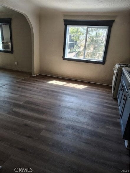 Photo - 1279 W 9th St