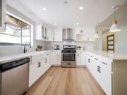 Photo - 7107 Cozycroft Ave