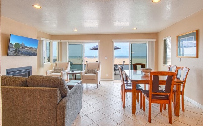 Photo - 3703 Seashore Dr Unit A