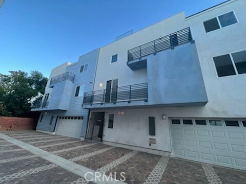 Photo - 14614 Vanowen St Townhome