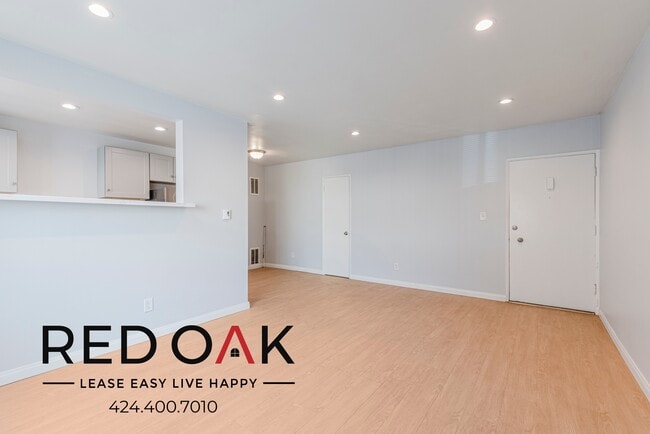 Photo - 825 Westbourne Dr Unit 5