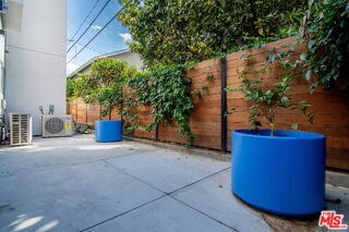 Building Photo - 4143 Madison Ave