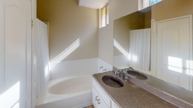 Photo - 3 Bedroom 2.5 bath Townhome Anaheim Hills Beauty!