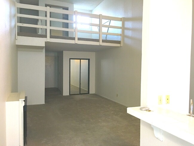 view from dining area - 616 Veteran Ave