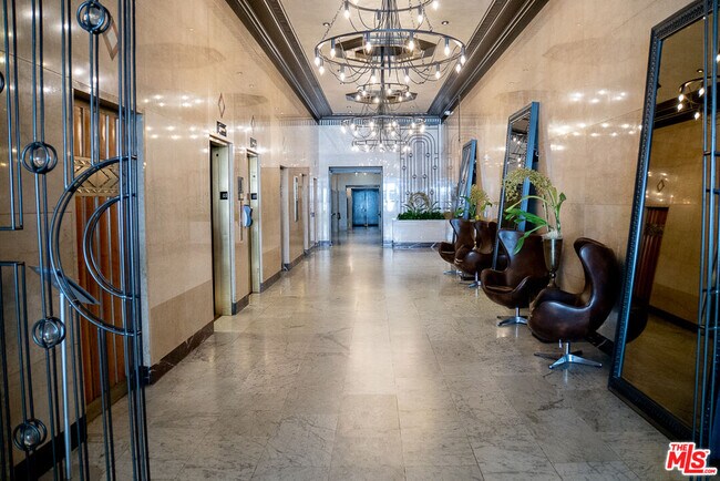 Photo - 460 S Spring St Unit 512