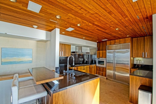 Kitchen - 216 33rd Pl