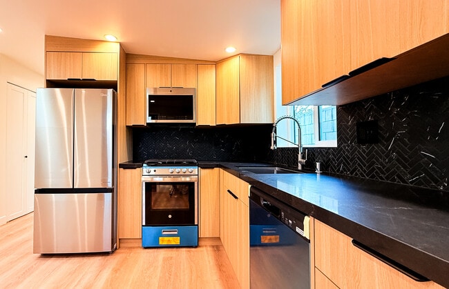 Photo - 546 W Ash Ave Unit A