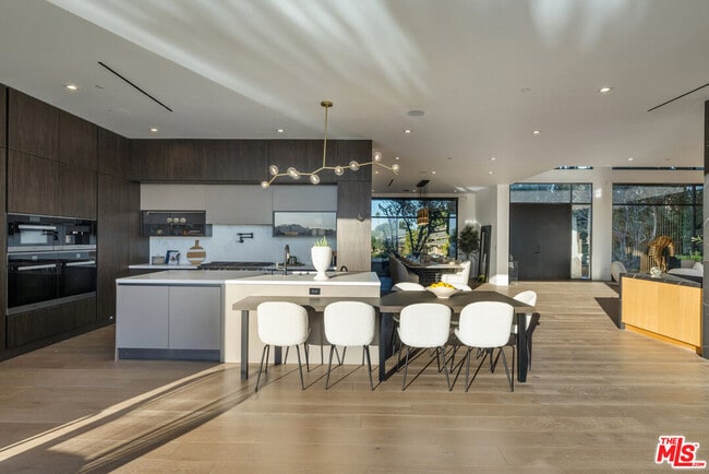 Photo - 16110 Meadowview Dr