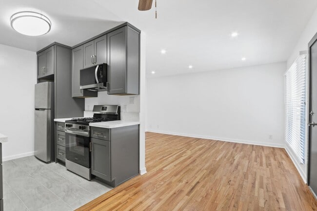 Photo - 844 5th St Unit E