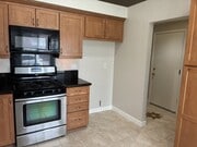 Photo - 3 Bedrooms with big backyard-CALL FOR OUR MOVE IN SPECIAL