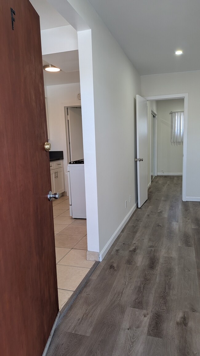 Photo - 3600 W 139th St Unit F