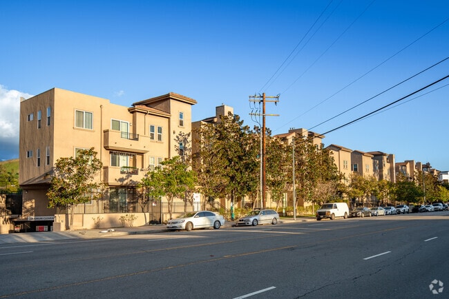 Photo - Glenoaks Villas