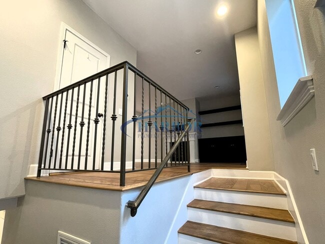 Photo - 2912 Baywater Ave