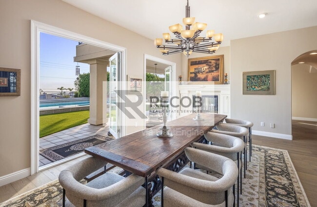 Photo - 3335 Caminito Daniella