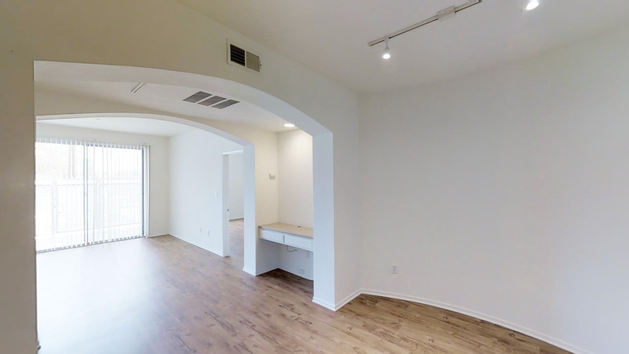 3D Tour - Northpoint Apartments at CSUN