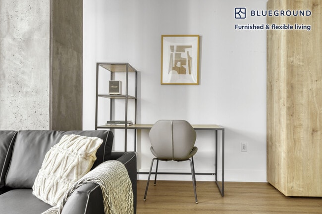 Photo - 1027 Wilshire Blvd Unit FL6-ID542