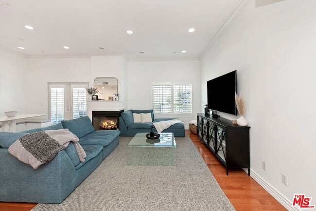 Photo - 1135 Rexford Dr