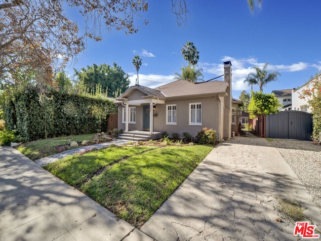 Photo - 743 N Orange Dr