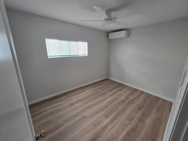 Photo - 4062 Ingalls St