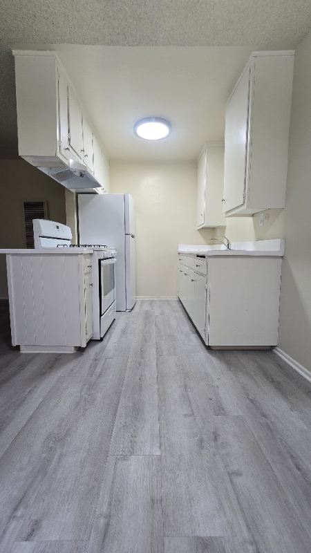 Photo - 530 N Wilson Ave Apartment Unit 4
