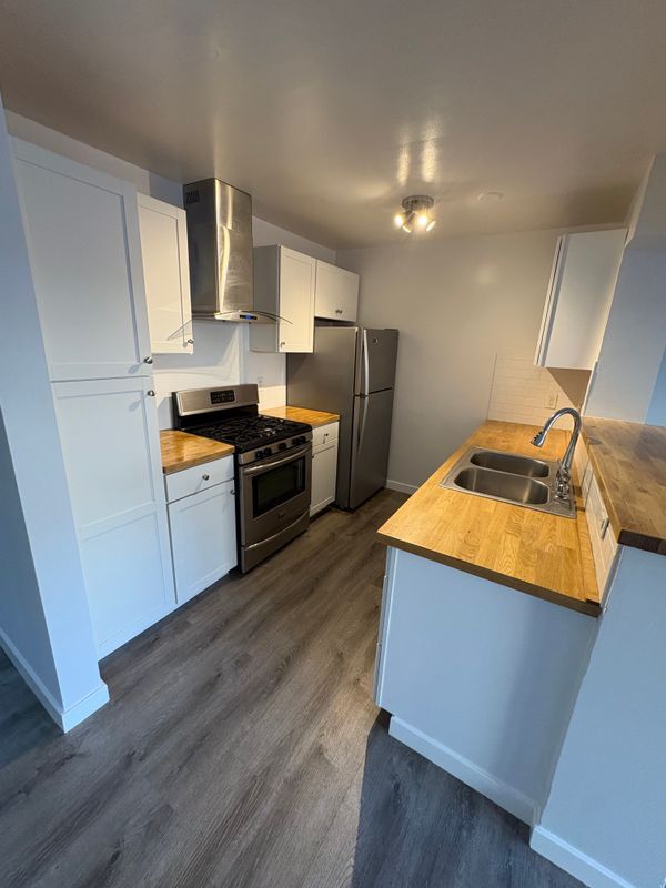 Photo - 24311 Santa Clara Ave