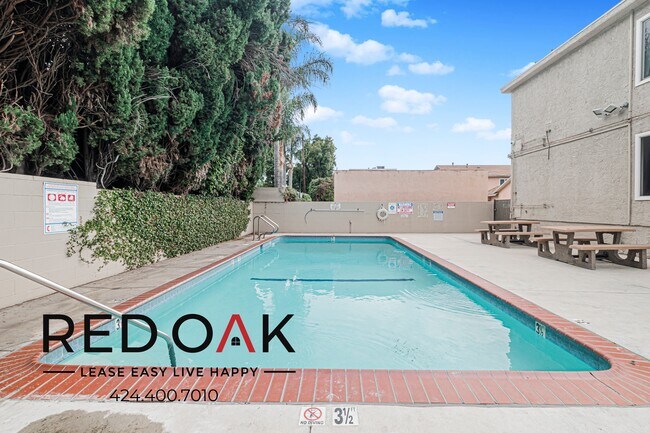 Photo - 7350 Hazeltine Ave Unit 1