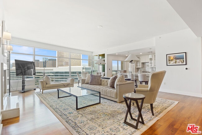 Photo - 1 W Century Dr Unit 17D