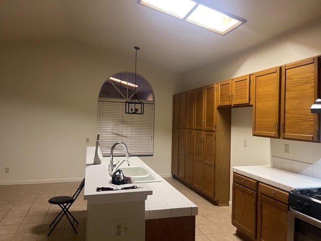 Photo - 26173 Windemere Way