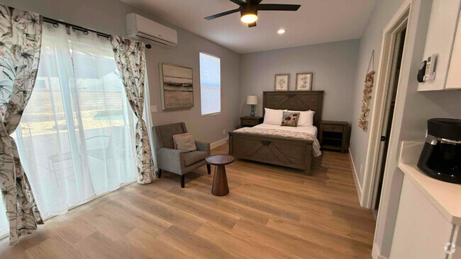 Building Photo - 13275 Brass Ring Ln Unit ADU studio Rental