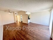 Photo - 1607 Augusta Plaza House