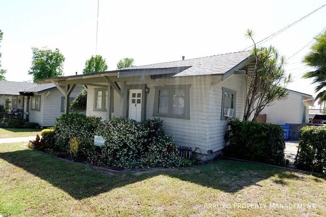 Building Photo - 417 S Canyon Blvd