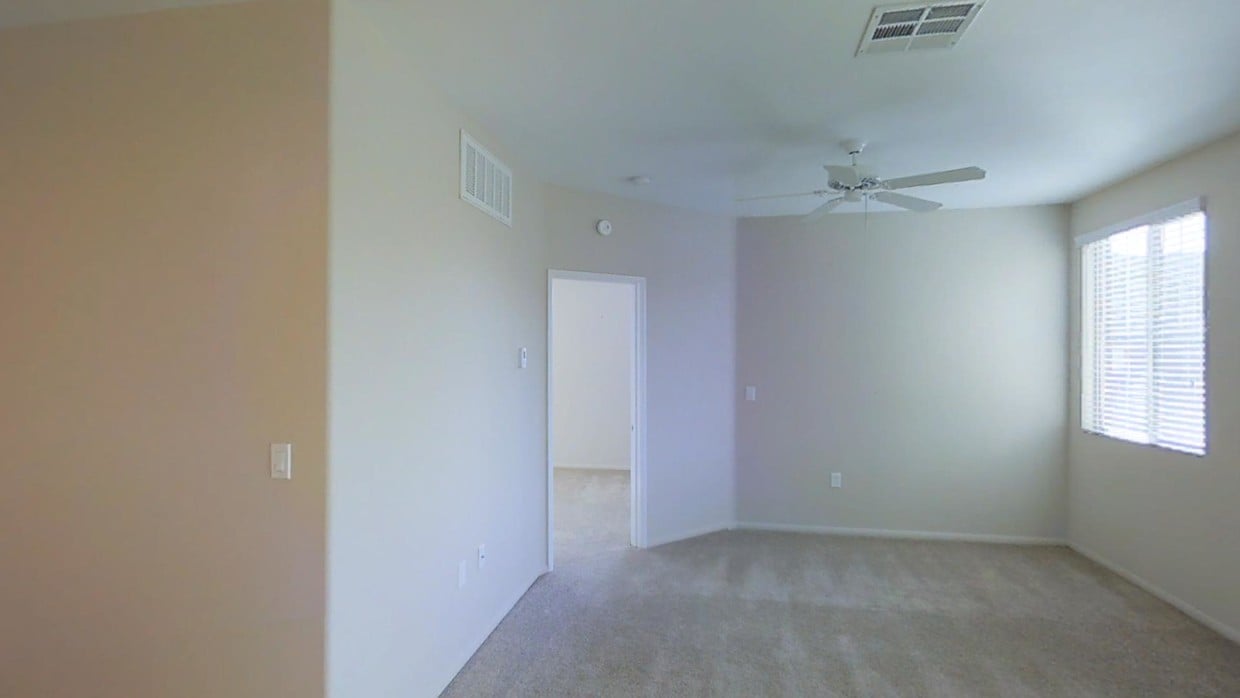 3D Tour - Meadow Square Apartment Homes