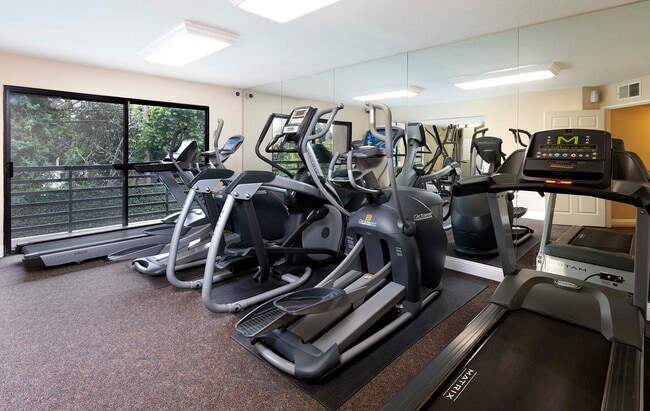 Photo - Burbank Gardens