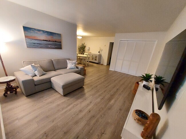 Photo - 3663 San Remo Dr Unit 4