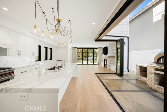 Photo - 616 Acacia Ave