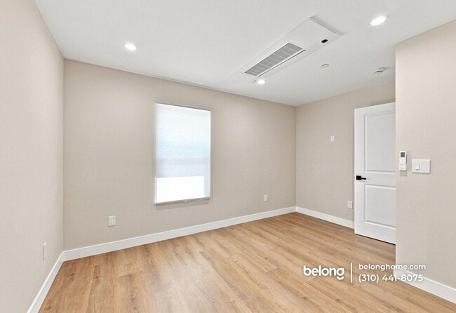 Photo - 2022 E Olin Pl Unit 2